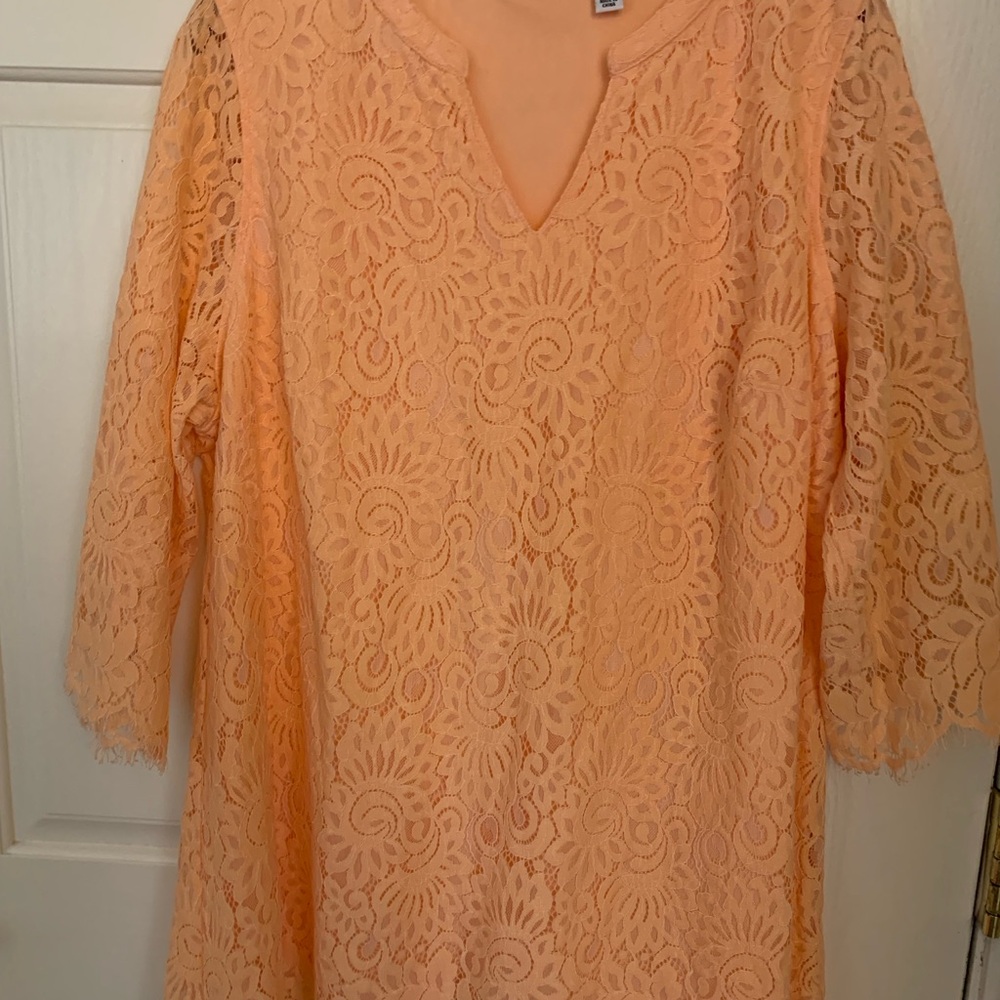 ISAAC MIZRAHI Peachy Lace Top V-Neck 3/4 Length Fringed Unlined Sleeves Size 1X - Picture 3 of 9